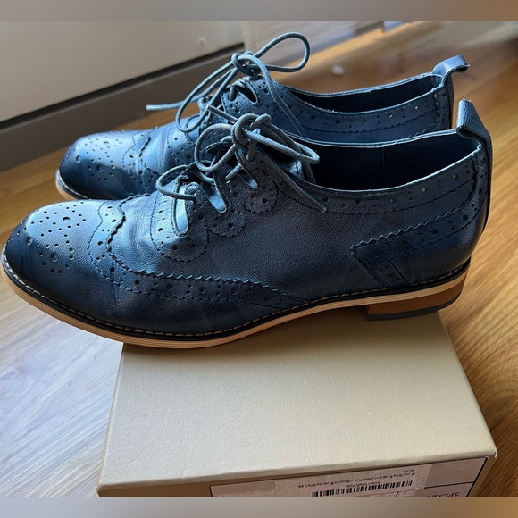 Brand New Blue Wingtip Shoes - Picture 3 of 3
